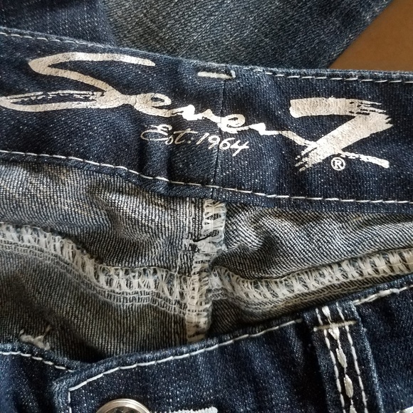 Seven7 Jeans - Picture 5 of 7